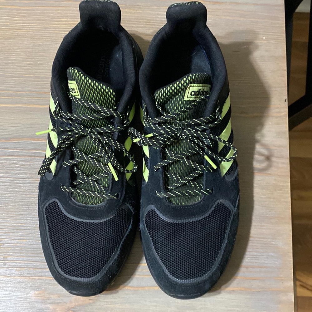 Mens adidas cloudfoam comfort shoes size 11.5